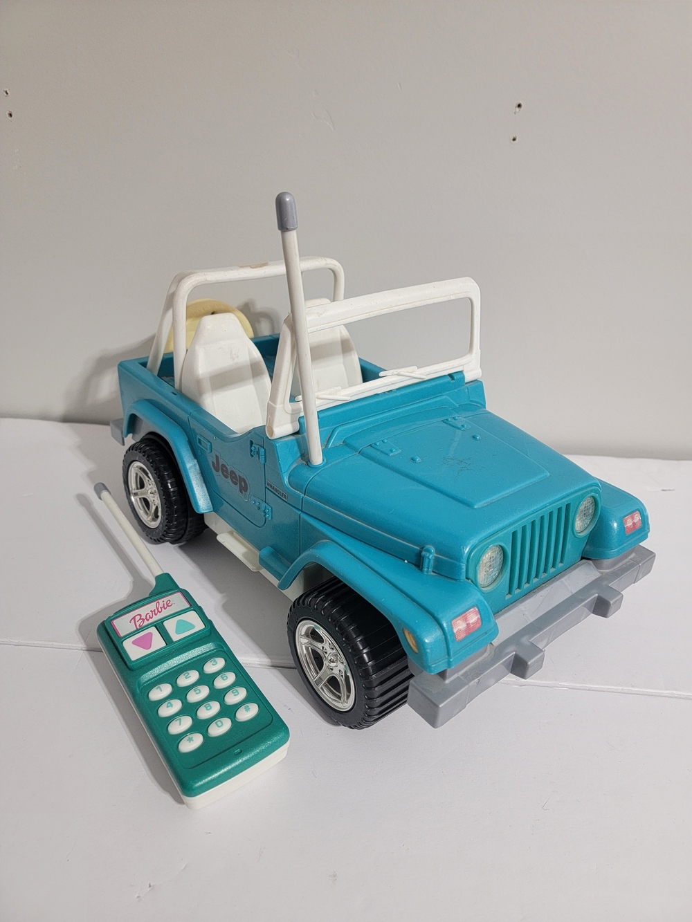 Vintage Barbie Jeep Wrangler Chrysler Blue Beach 1999 Mattel W Remote Lights up